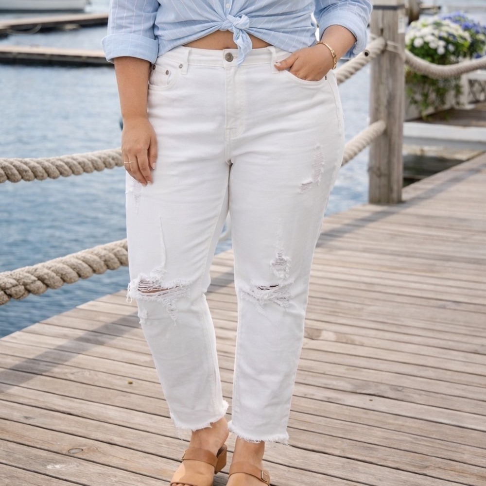 Torrid High-Rise Straight Distressed White Cropped‎ Jeans 12S New Y1